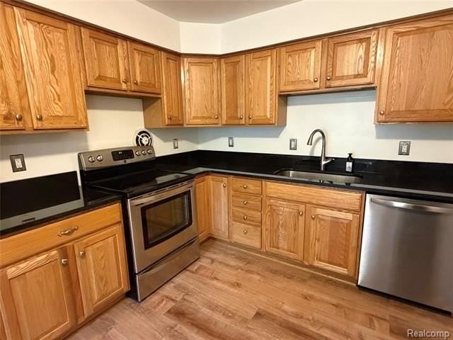 946 N Adams Rd #3 - Photo 6 of 20