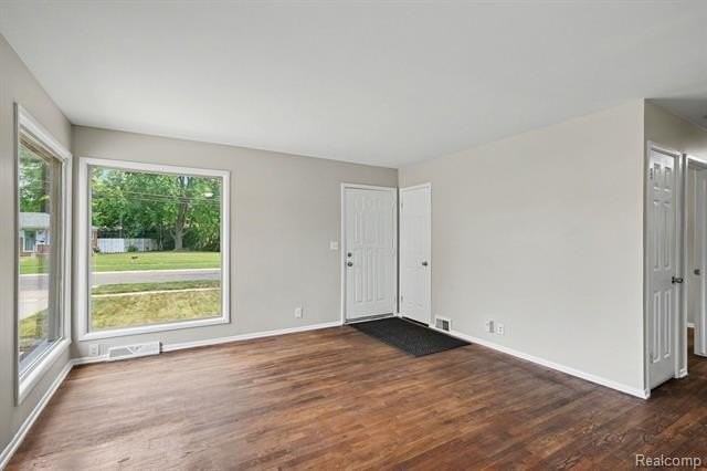 22282 E Schafer St - Photo 3 of 16
