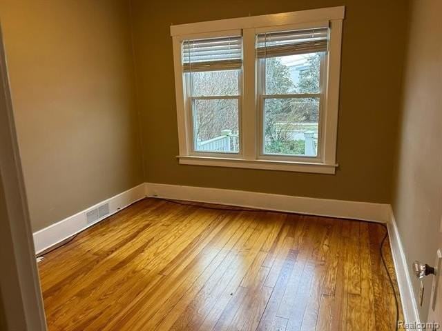 1424 Smith Ave - Photo 7 of 15