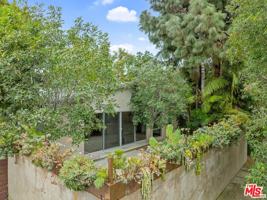 featured image of 625 Santa Clara Ave