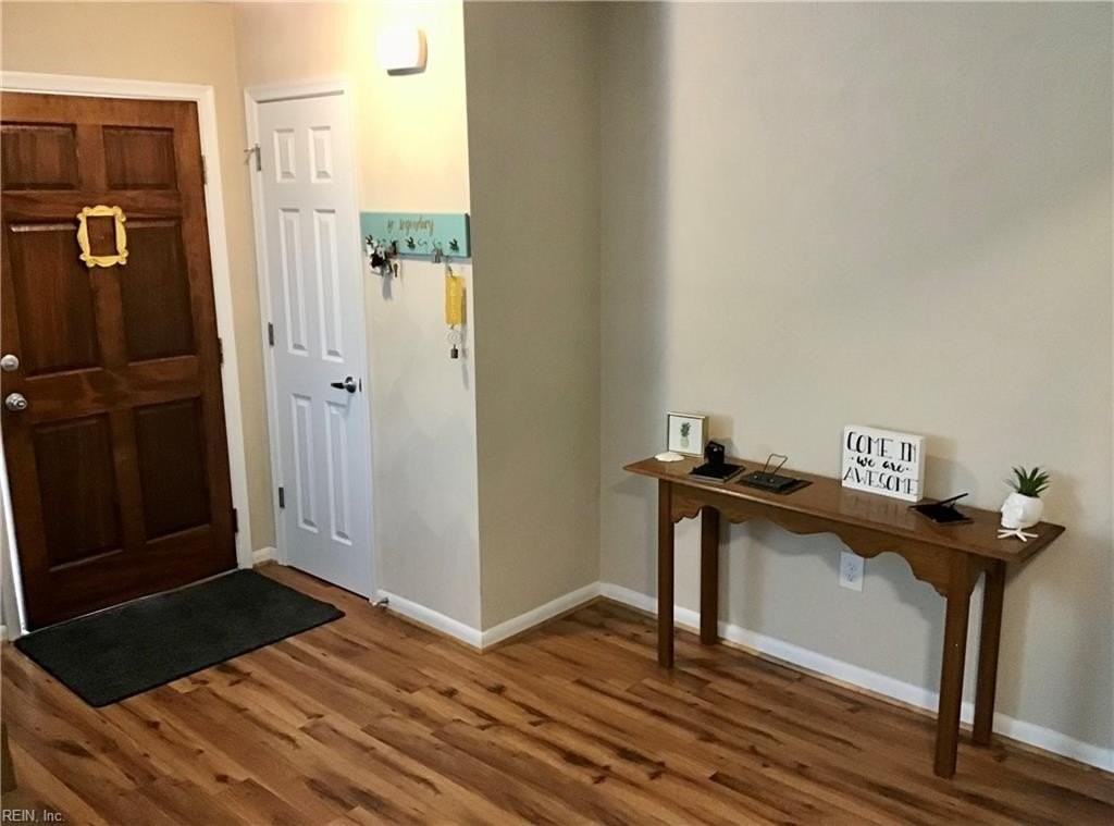 2543 Cove Point Pl #4 - Photo 2 of 40