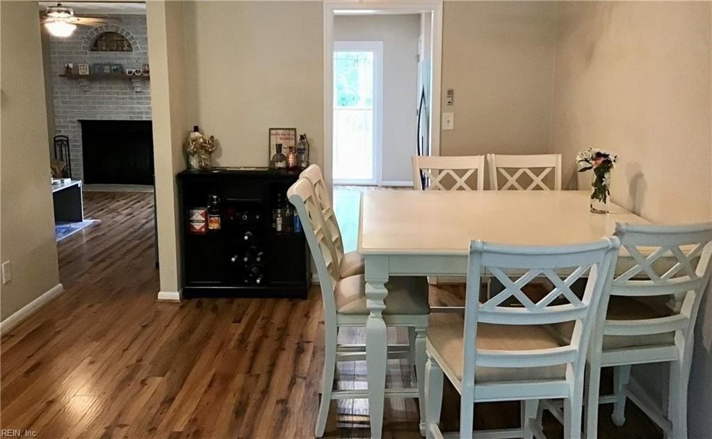 2543 Cove Point Pl #4 - Photo 6 of 40