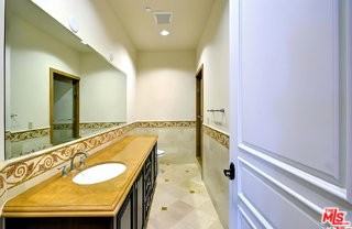 10830 Massachusetts Ave #201 - Photo 7 of 8