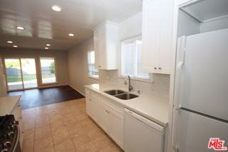 2766 Dunleer Pl - Photo 2 of 5