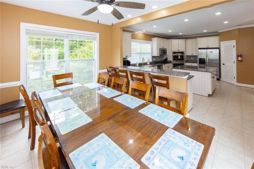 313 Sunfish Ln - Photo 4 of 6