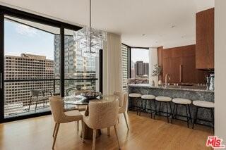211 W Elm Ave #13E - Photo 3 of 8