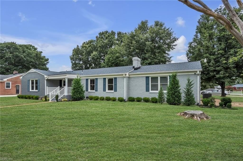 5800 Barberry Ln - Photo 2 of 48