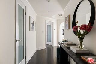 8455 Fountain Ave #301 - Photo 5 of 8