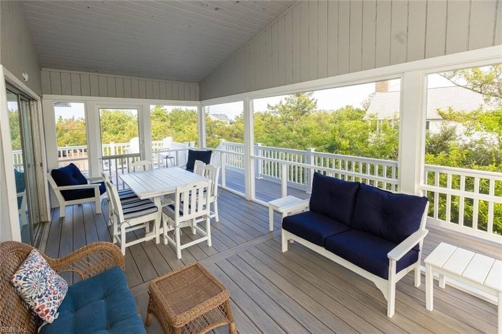 2305 Sandfiddler Rd - Photo 2 of 11