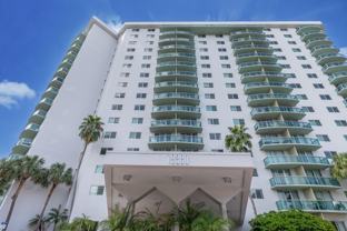 19380 Collins Ave #1527 - Photo 1 of 1