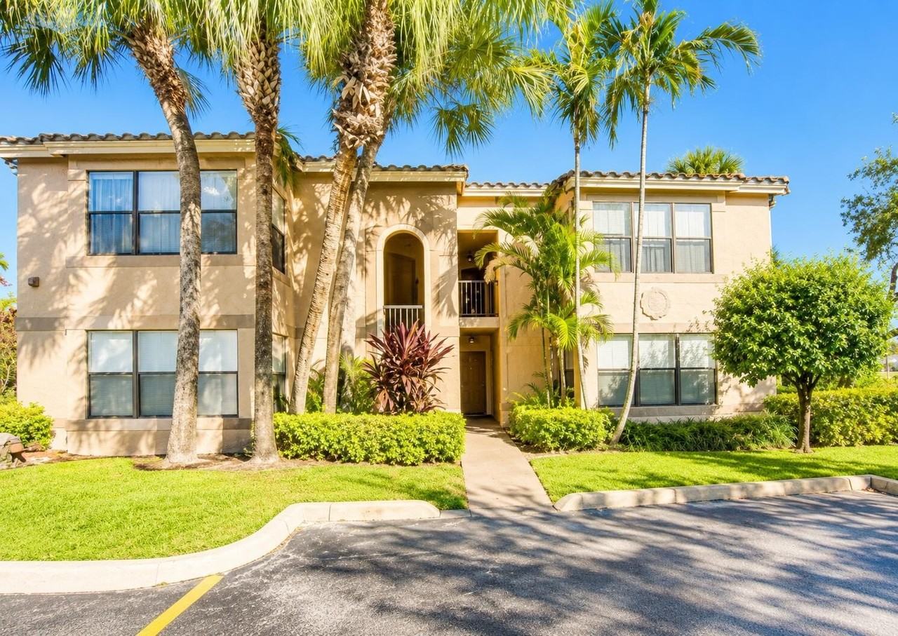 2986 S University Dr #8203