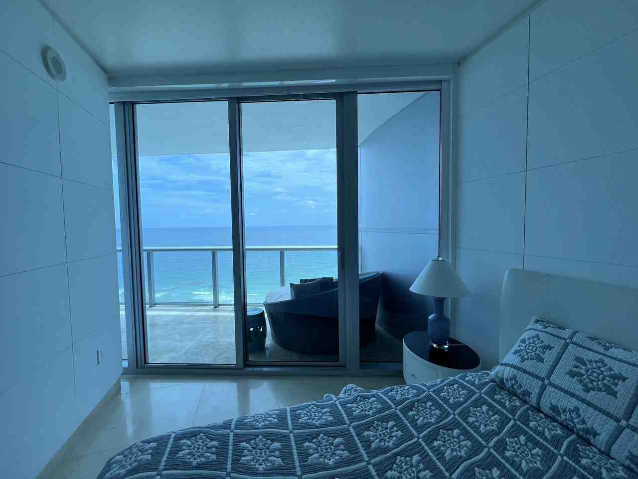 17001 Collins Ave #1806 - Photo 3 of 15