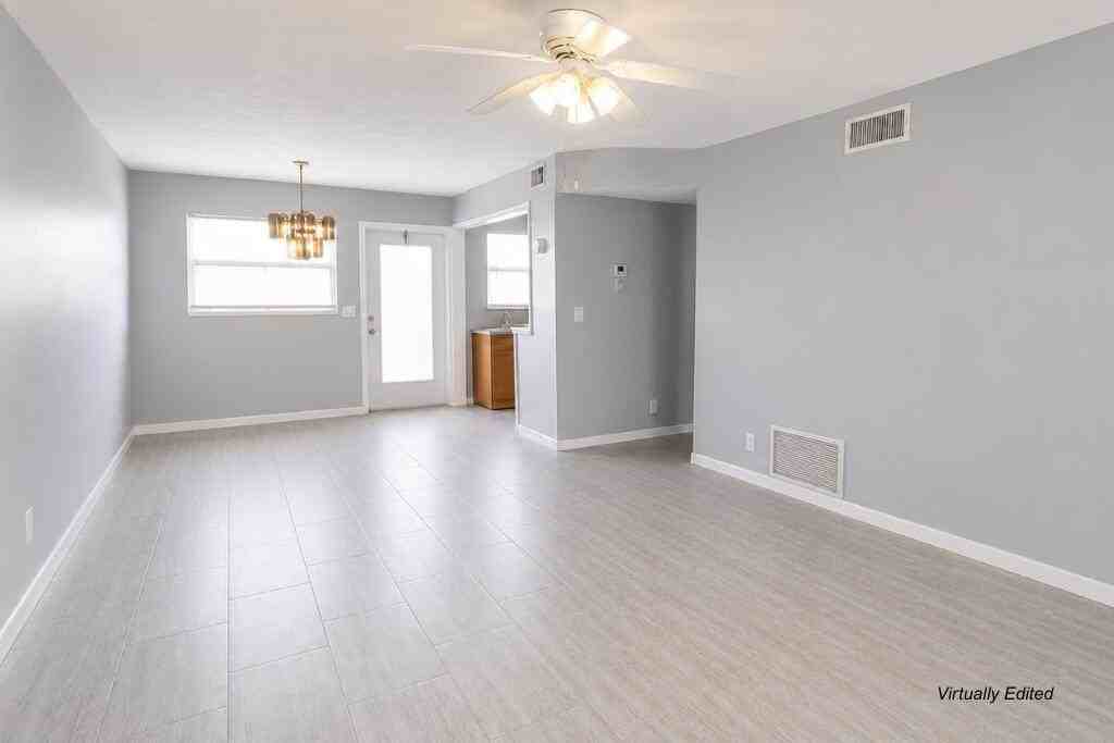2192 Ne 1st Way #103 - Photo 6 of 13