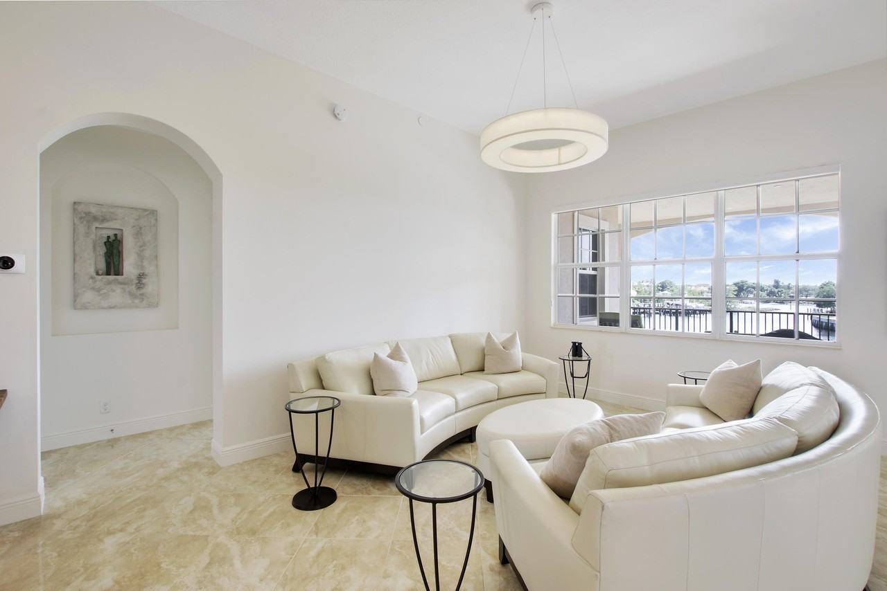 13587 Treasure Cove Cir - Photo 5 of 16