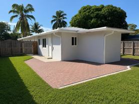 1077 Ne 34th St #3 - Photo 1 of 1
