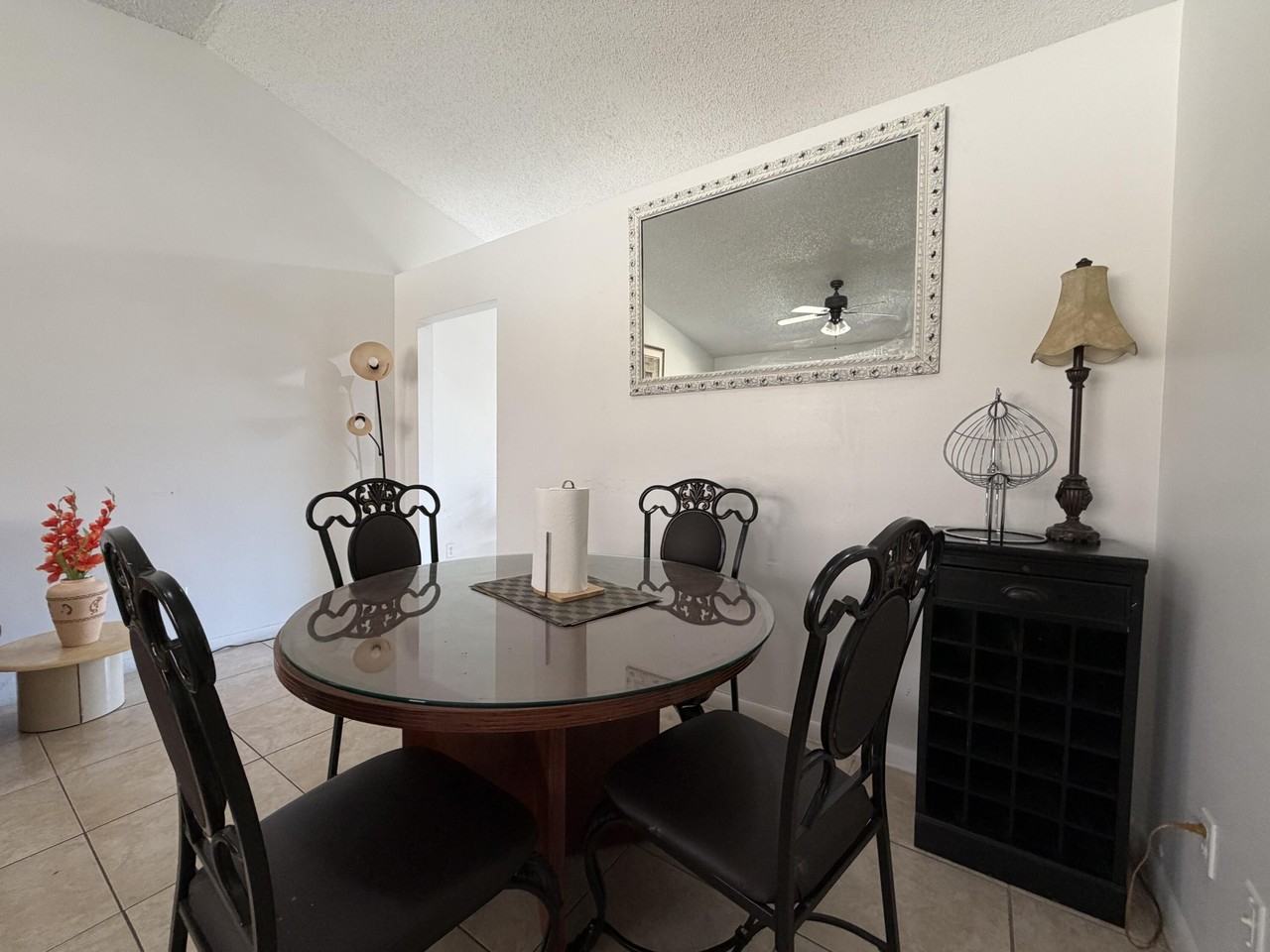 1104 Goldenrod Rd #C - Photo 4 of 17