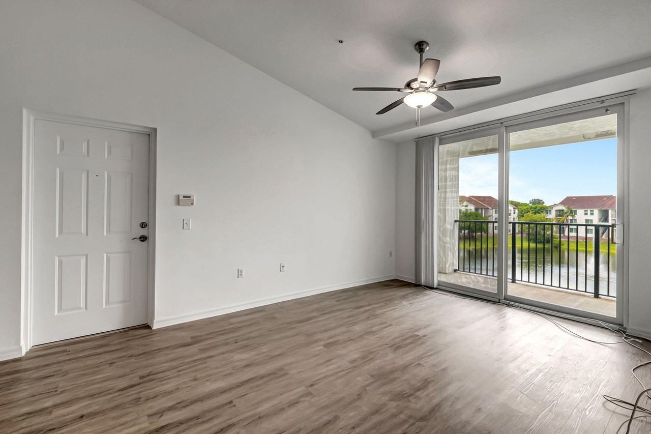 920 Villa Cir - Photo 5 of 21