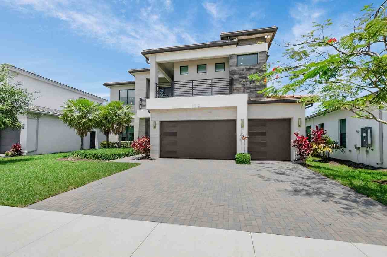 17112 Aquavera Way - Photo 2 of 50