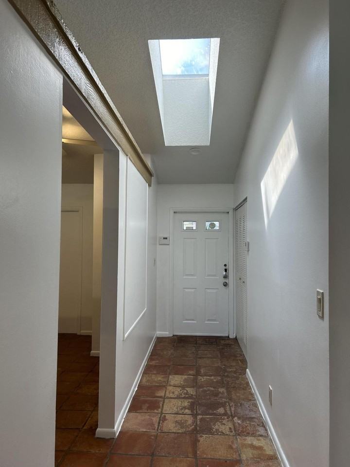 22682 Vistawood Way - Photo 4 of 16