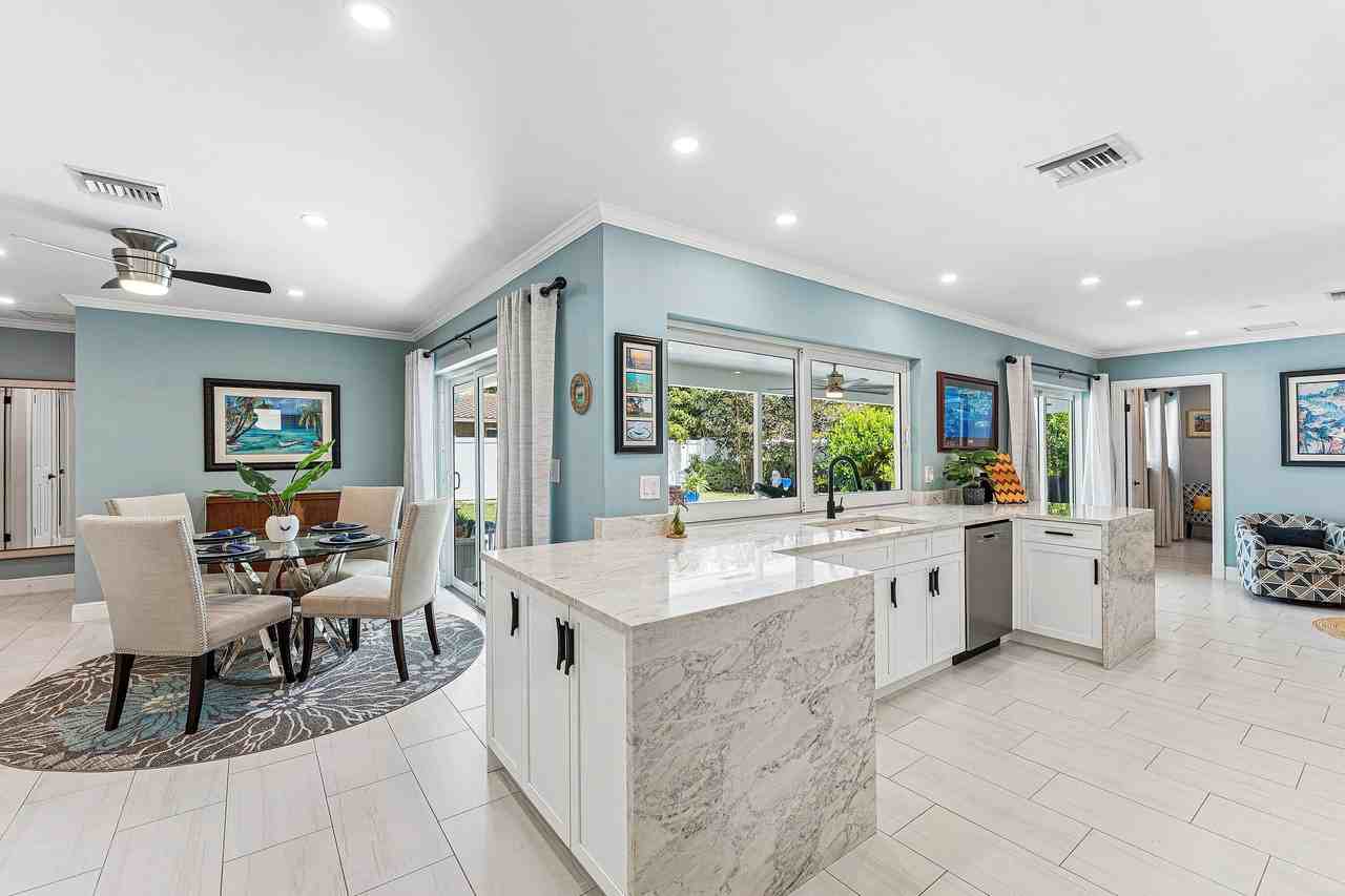 4430 Ne 30th Ave - Photo 4 of 50
