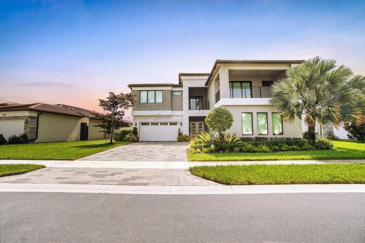 17046 Wandering Wave Ave - Photo 2 of 50