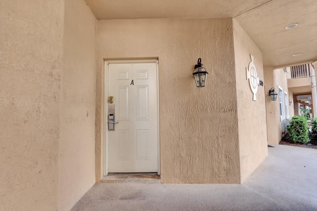 8319 Mulligan Cir - Photo 2 of 44