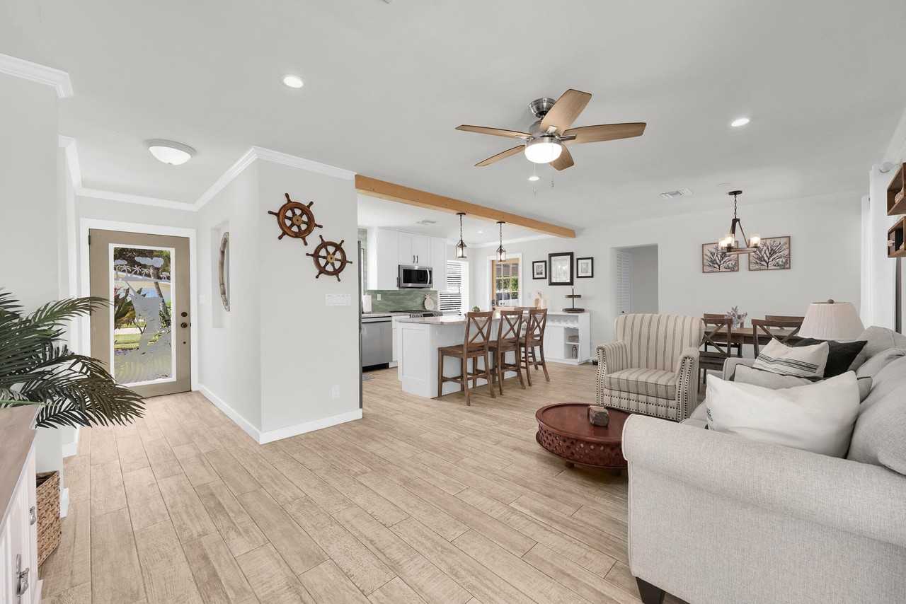 804 Cinnamon Rd - Photo 3 of 20
