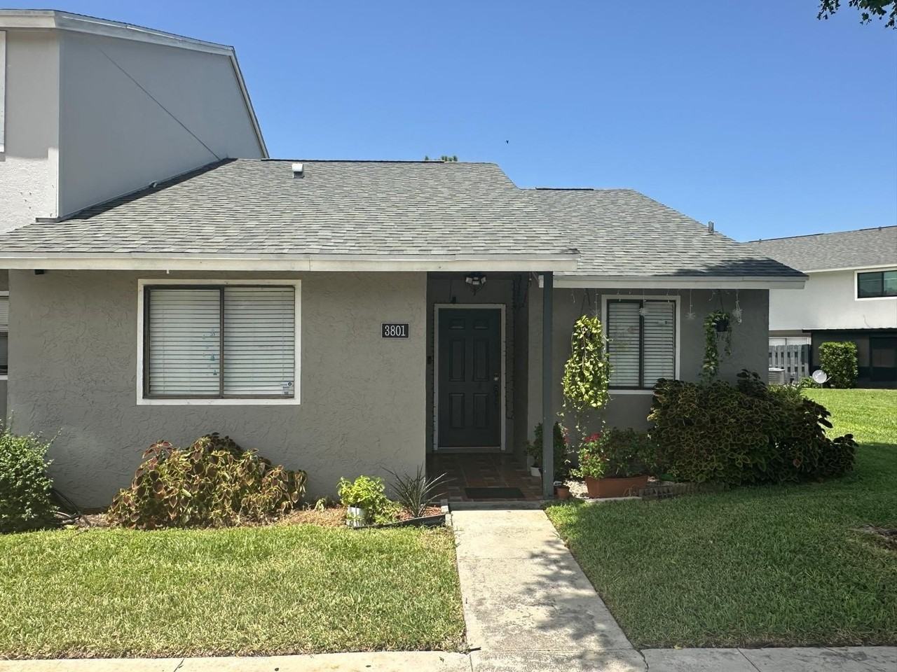 3801 Inlet Cir