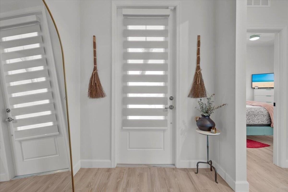 14047 Sw Safi Ter - Photo 5 of 38