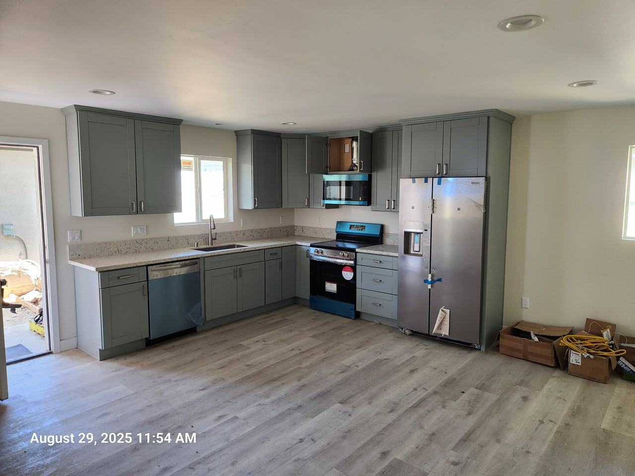 3675 Marlborough Ave #3 - Photo 6 of 7