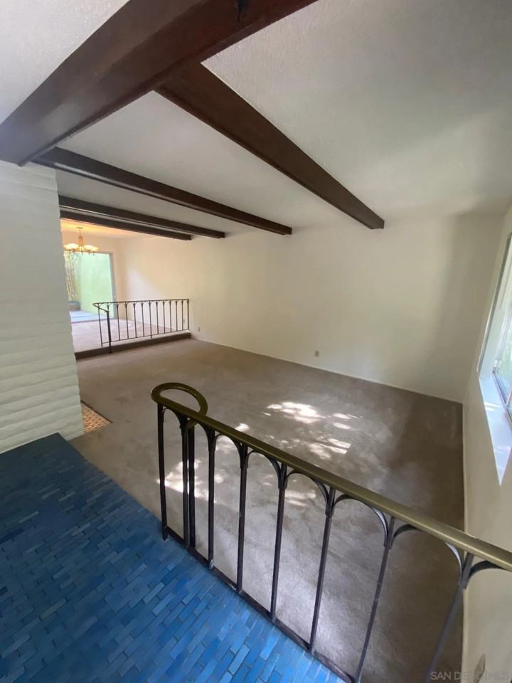4319 Collwood Ln - Photo 2 of 26