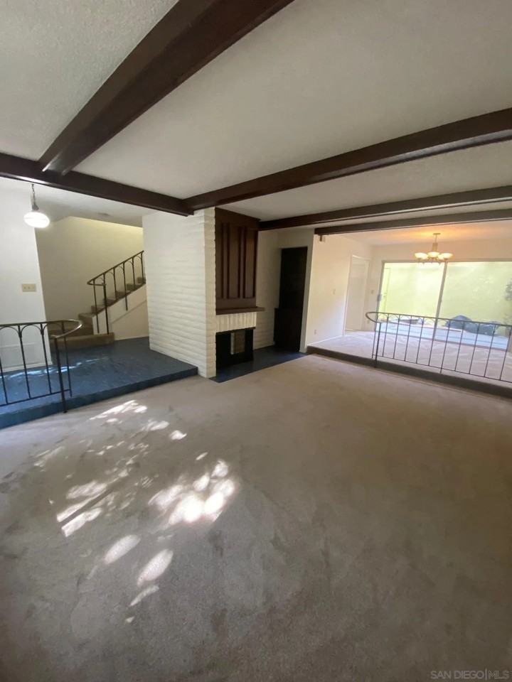 4319 Collwood Ln - Photo 3 of 26