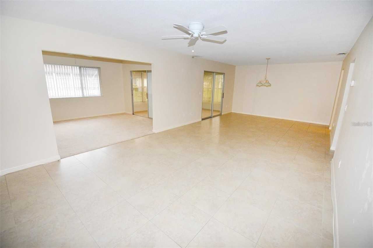 3961 Ashwood Ln #44 - Photo 4 of 19