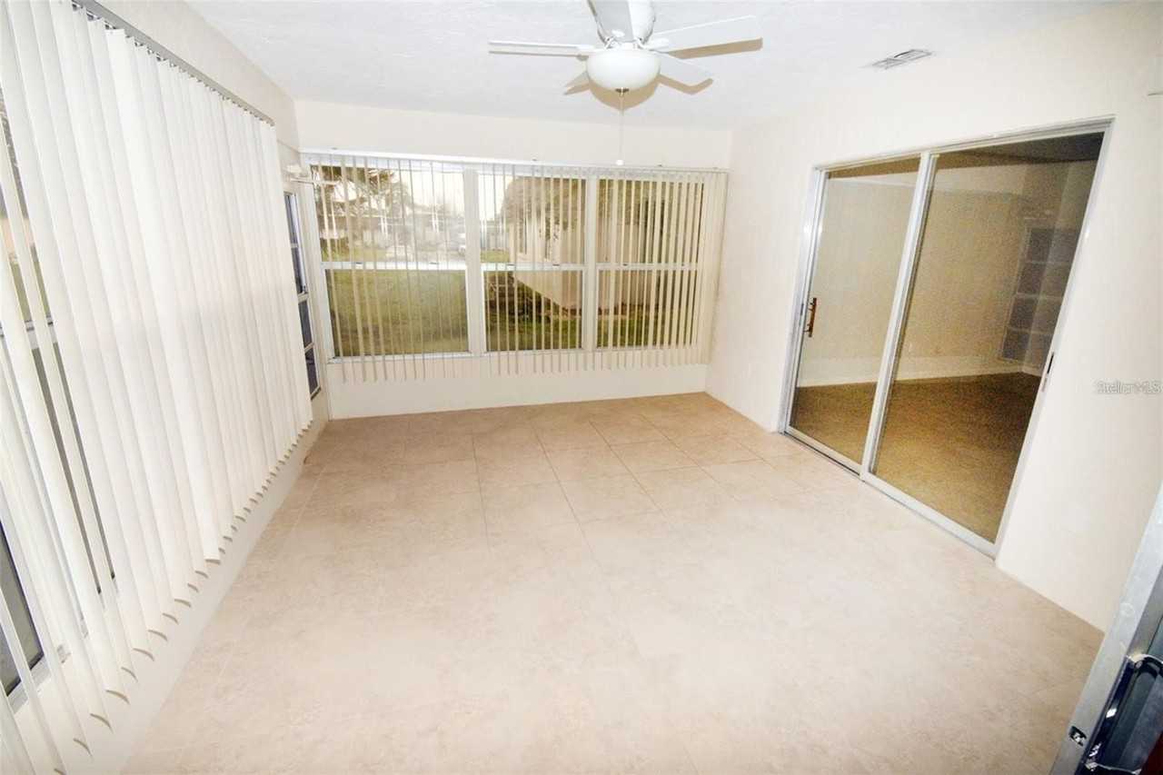 3961 Ashwood Ln #44 - Photo 6 of 19