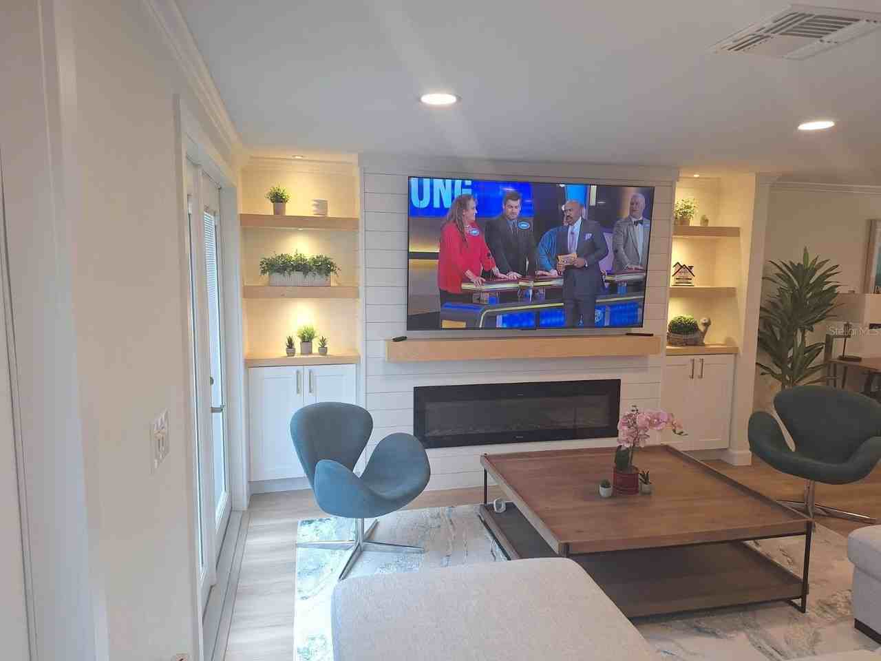 1203 Lyric Ln - Photo 3 of 50