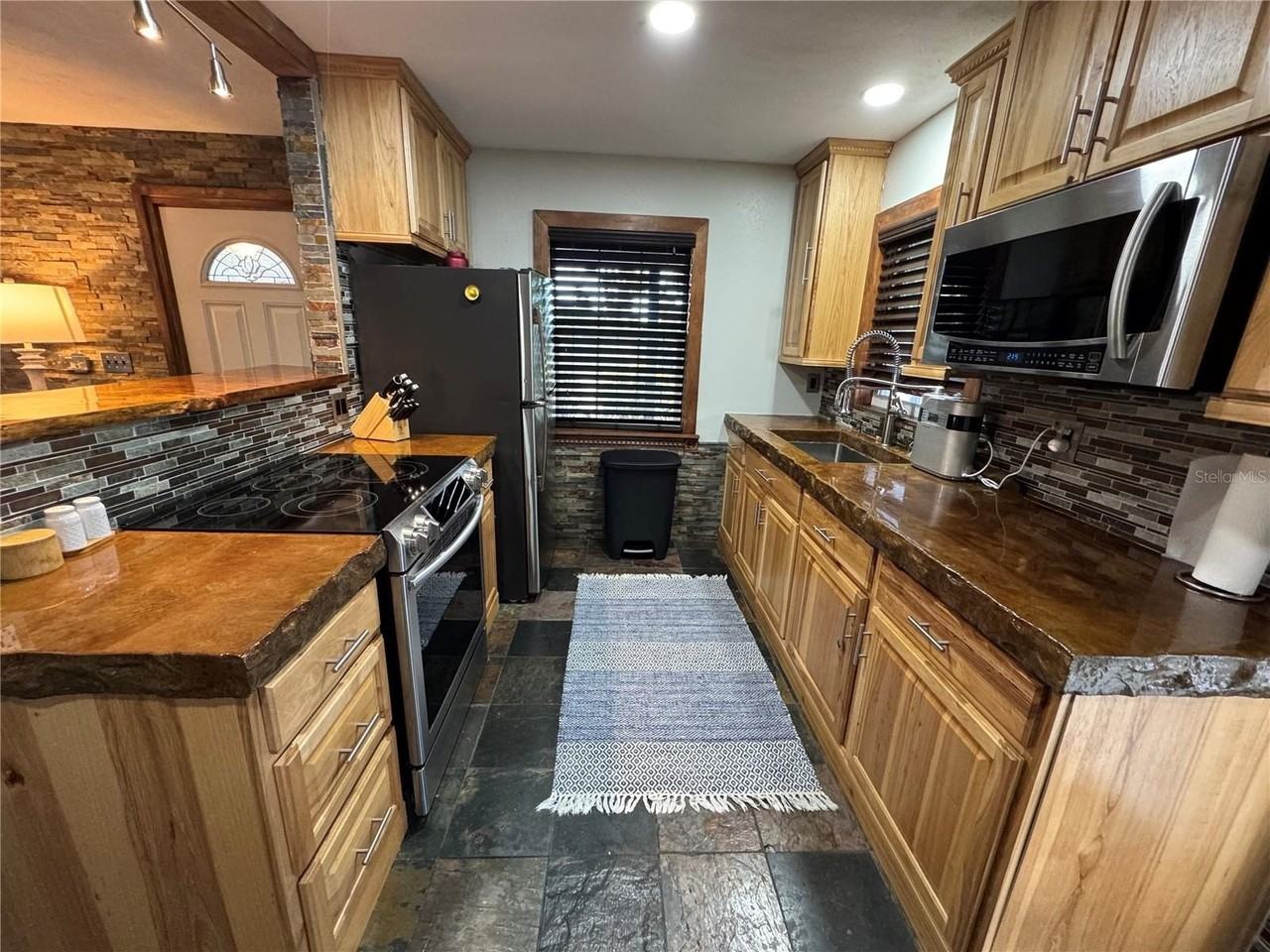 2751 72nd Avenue Dr E - Photo 6 of 14