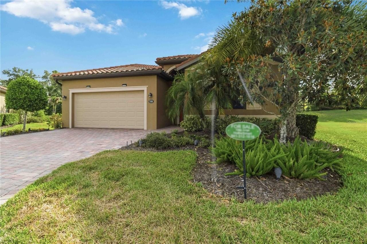 7156 Marsh View Ter - Photo 3 of 50
