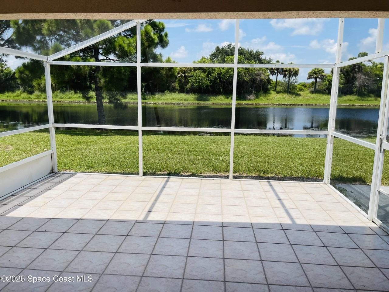 8043 Bracken Ln - Photo 3 of 22