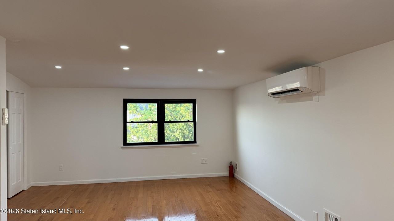 216 Monahan Ave #2ndFL - Photo 4 of 10