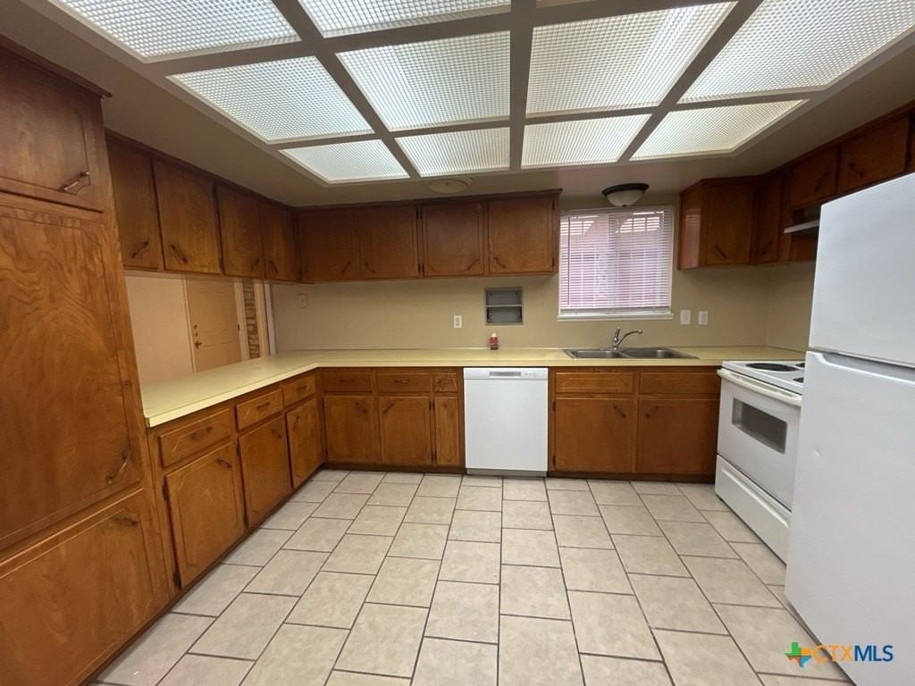 1814 Crestridge Dr - Photo 6 of 19