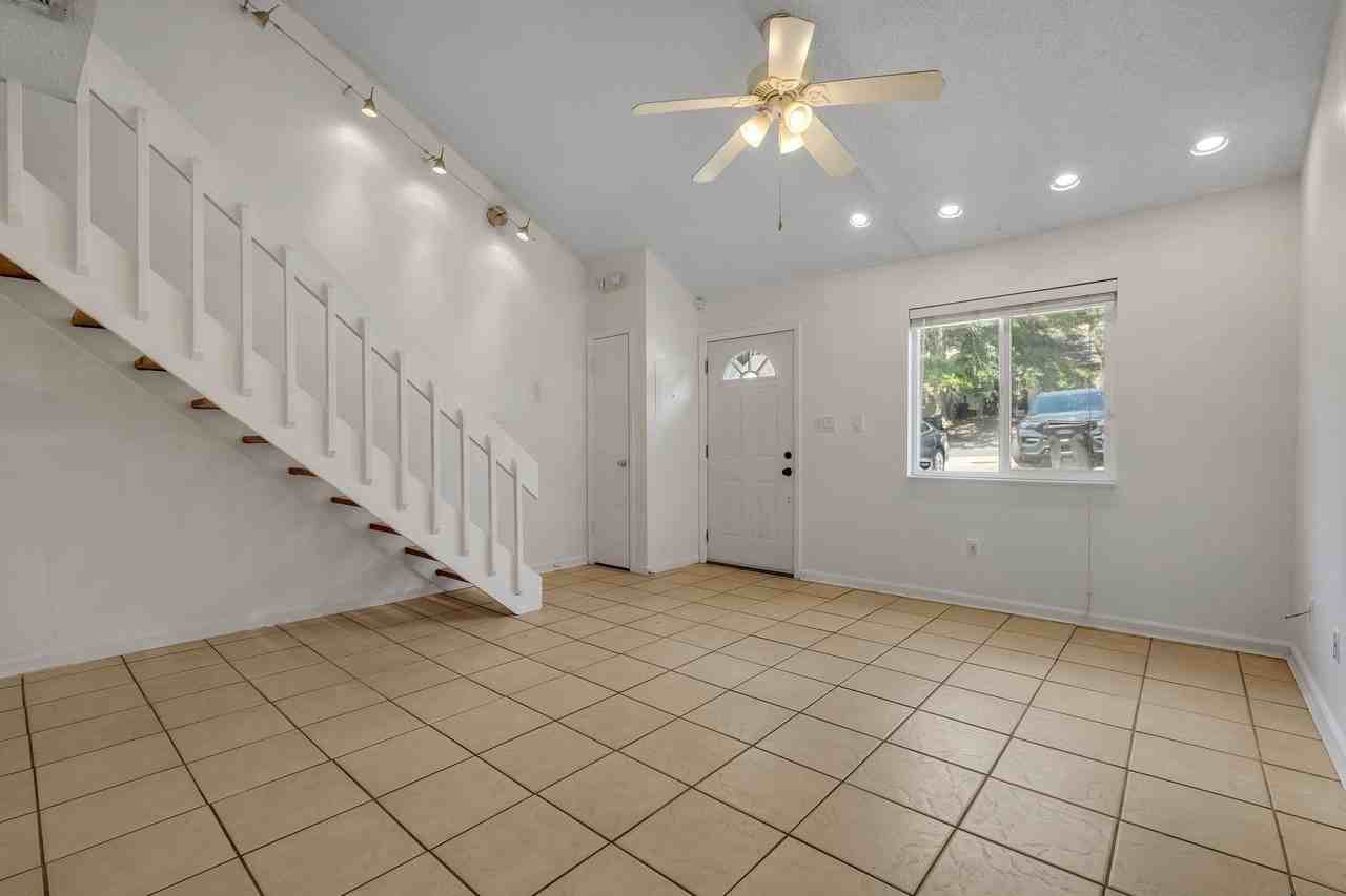 2471 Talco Hills Dr #C - Photo 5 of 22