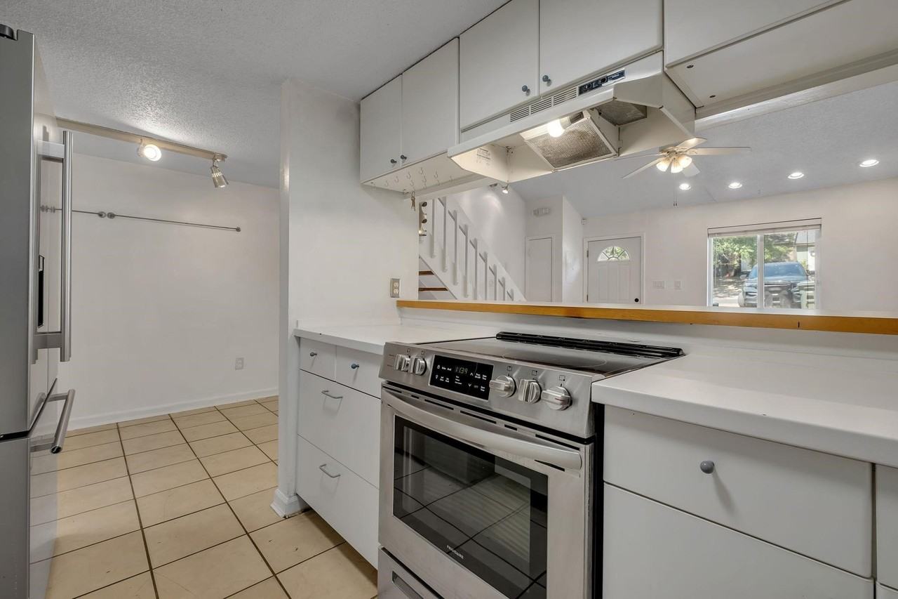 2471 Talco Hills Dr #C - Photo 7 of 22