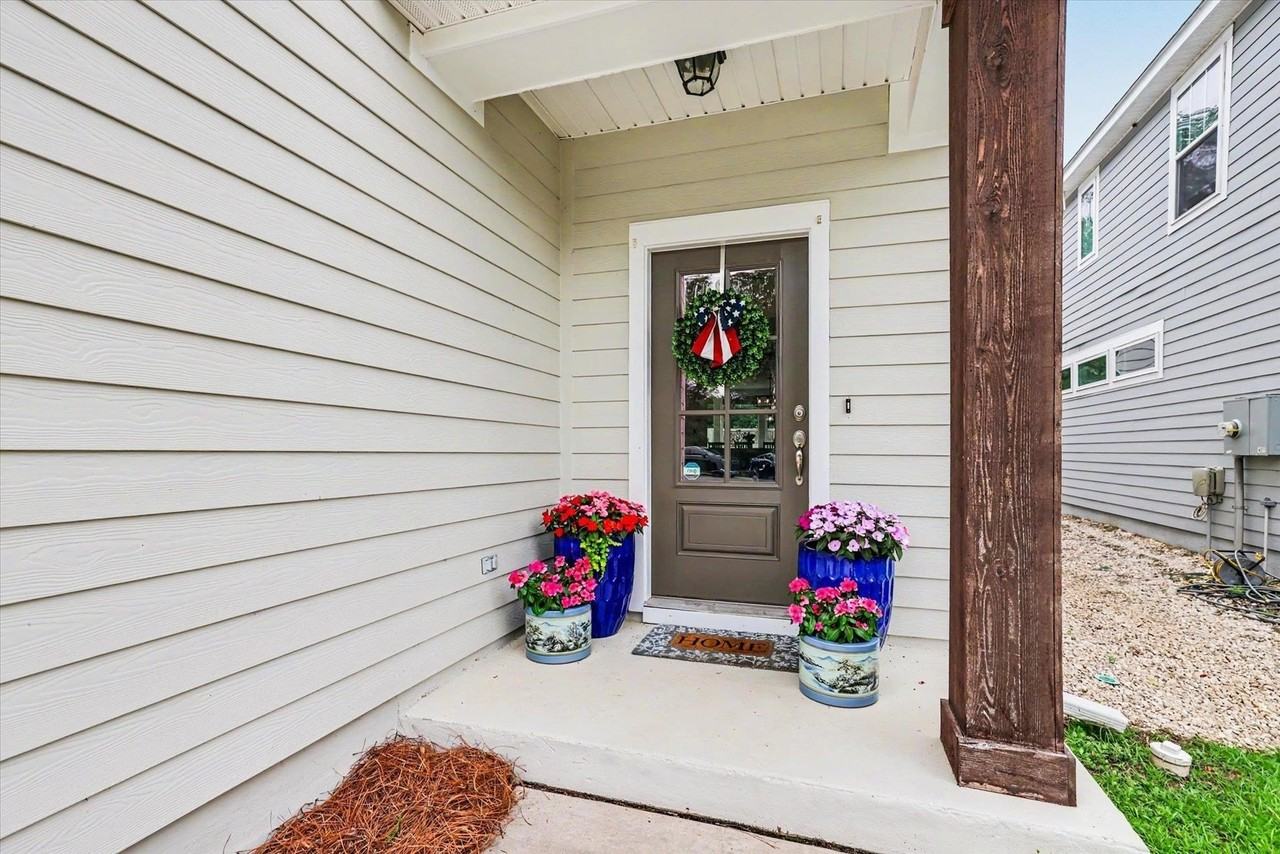 414 Grand Oaks Rd - Photo 7 of 50