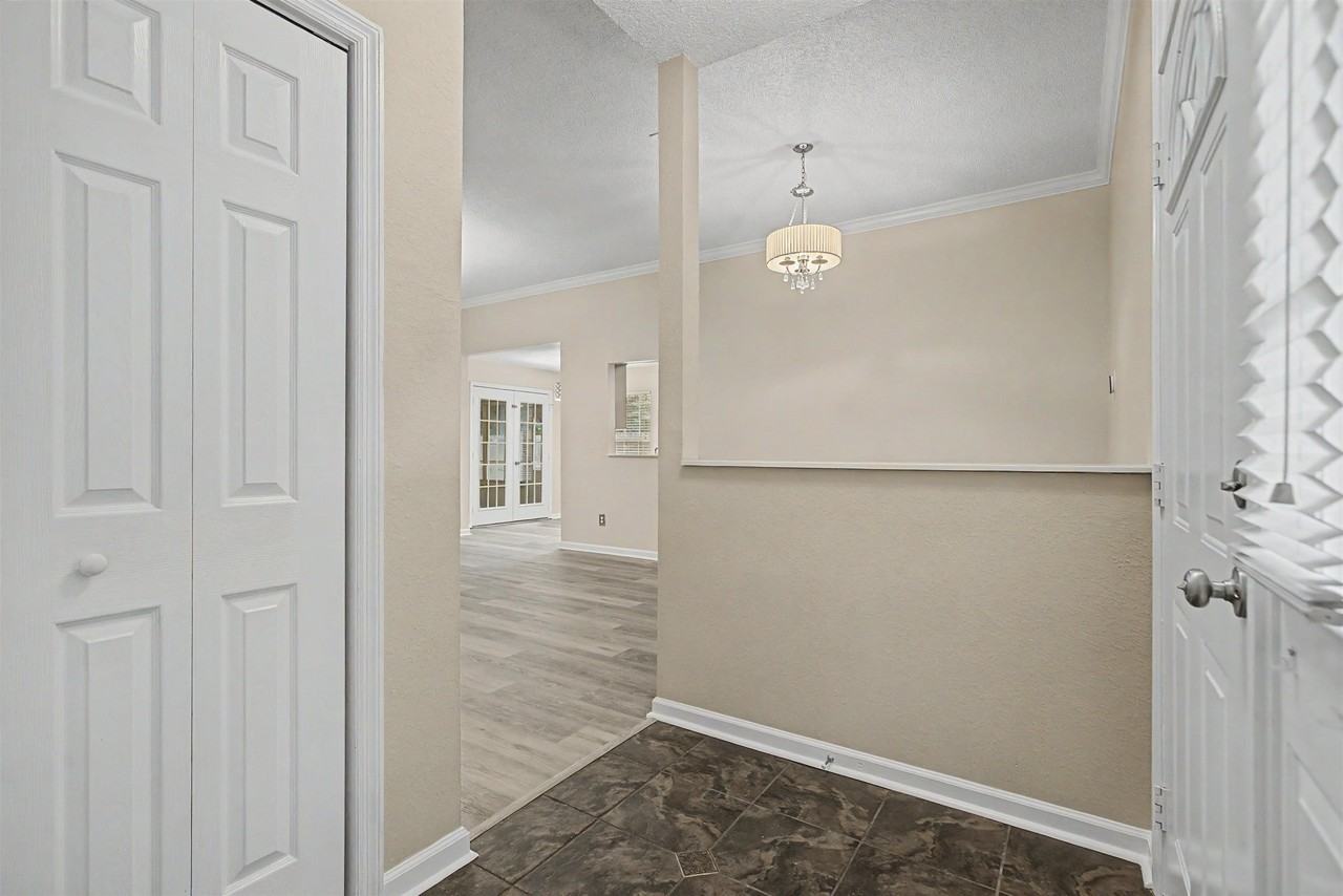 1850 Newman Ln - Photo 7 of 50