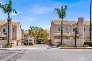 featured image of 5200 White Oak Ave #52