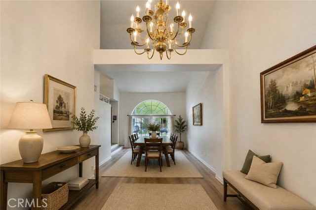 5807 Sylvia Ave - Photo 2 of 8