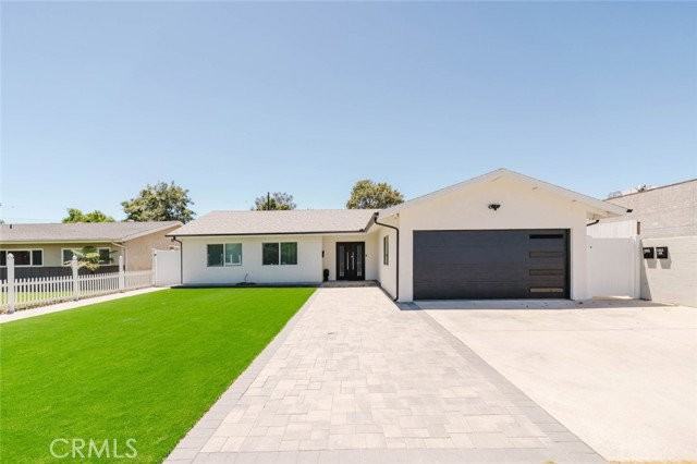 8963 Mclennan Ave - Photo 2 of 8