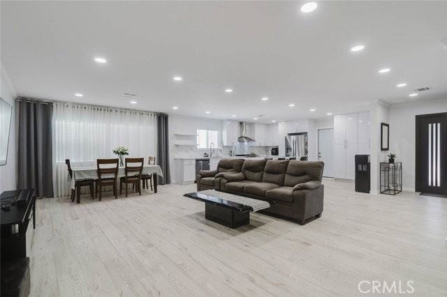 8963 Mclennan Ave - Photo 6 of 8
