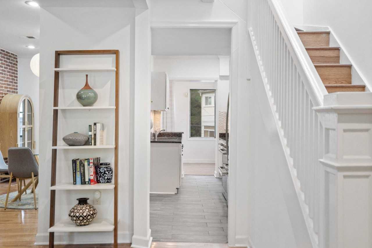 245 Rock Creek Church Rd Nw - Photo 6 of 50