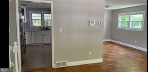 2410 Shellpot Dr - Photo 6 of 16